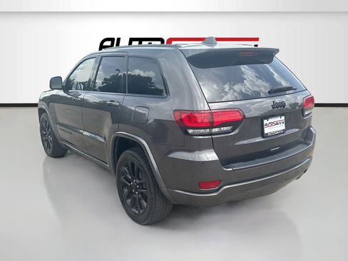 Used 2020 Jeep Grand Cherokee Altitude RWD image 5