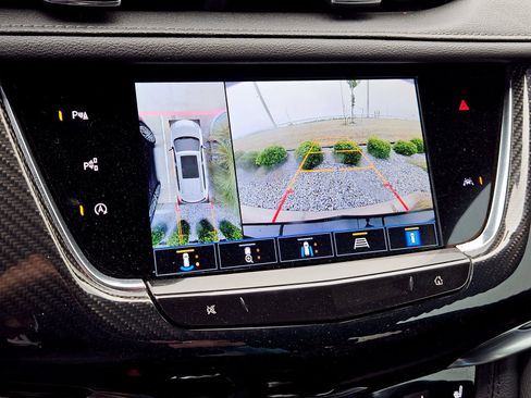 Certified 2023 Cadillac XT6 Sport w/ Technology Package AWD/4WD image 21