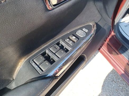 Used 2013 Toyota Avalon XLE Touring image 10