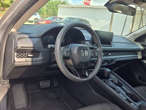 Used 2025 Honda Accord SE image 15