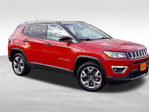 Certified 2019 Jeep Compass Limited image 2