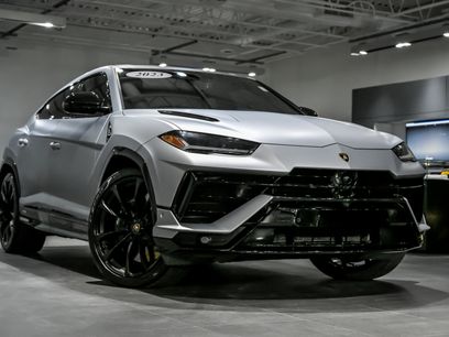 Used 2023 Lamborghini Urus S