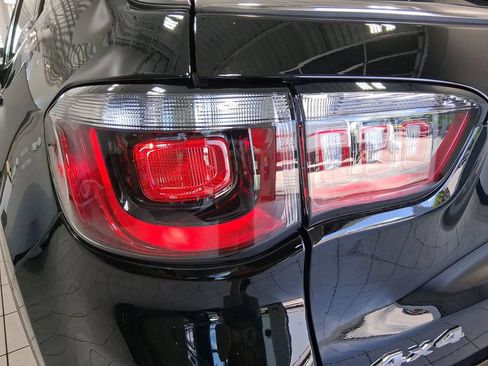 Used 2024 Jeep Compass Limited AWD/4WD image 40