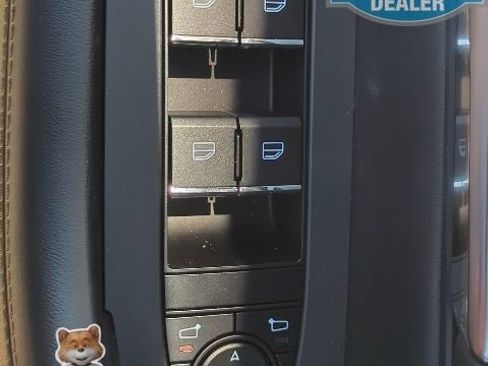 Used 2025 MAZDA CX-70 Plug-In Hybrid w/ Premium Pkg image 25