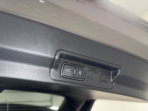 New 2026 Ford Explorer Tremor w/ Tremor Convenience Package image 43