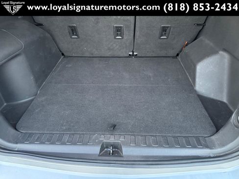 Used 2020 Chevrolet Equinox LS w/ LS Convenience Package image 10