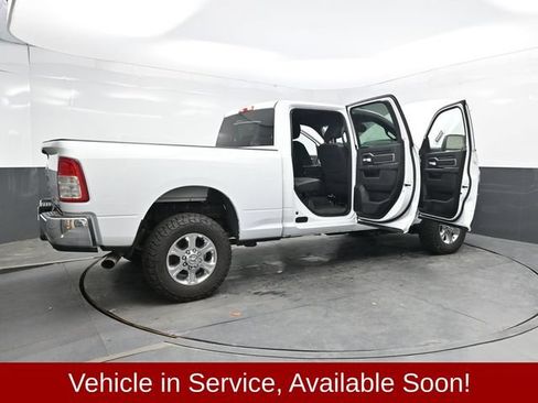 Used 2024 RAM 2500 Big Horn AWD/4WD image 42