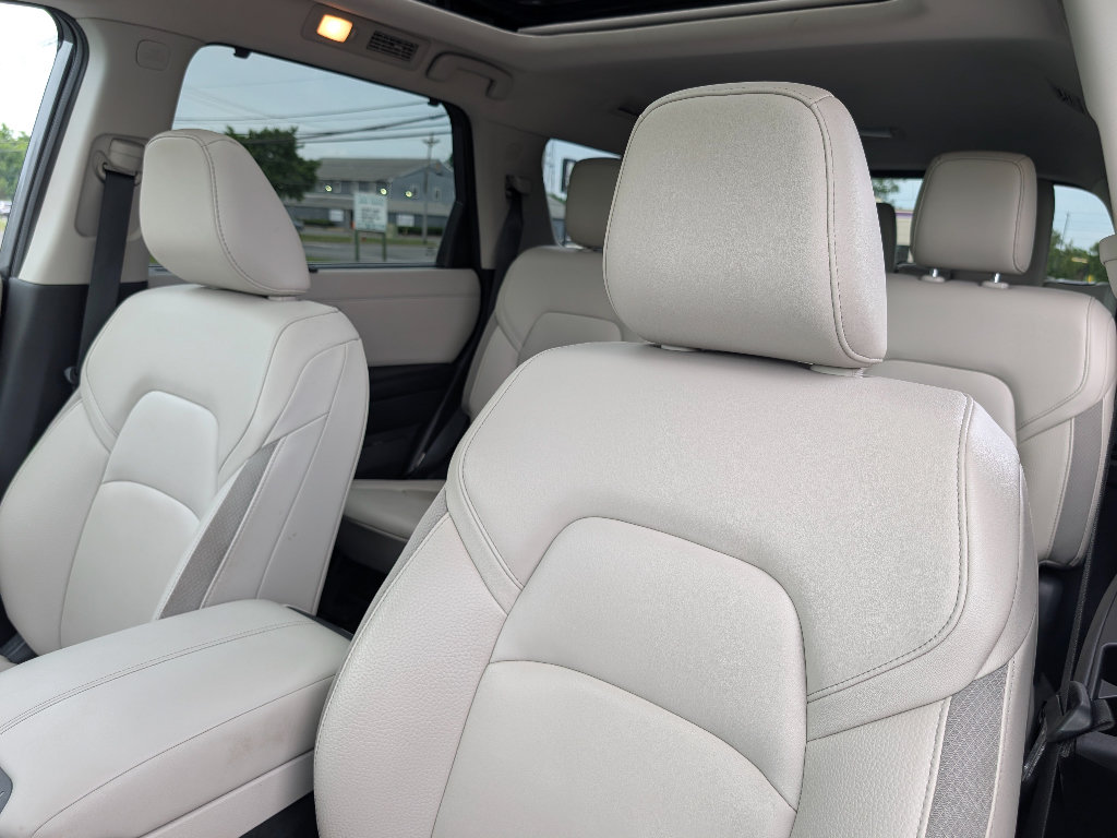 Used 2022 Nissan Pathfinder SL w/ SL Premium Package AWD/4WD image 15