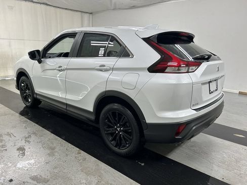 Used 2024 Mitsubishi Eclipse Cross LE AWD/4WD image 7
