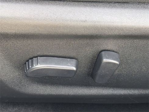 Used 2024 Nissan Altima 2.5 SV image 15