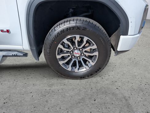 Used 2021 GMC Sierra 1500 AT4 AWD/4WD image 9