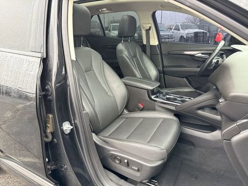 Used 2021 Buick Envision Essence w/ Technology Package I AWD/4WD image 25