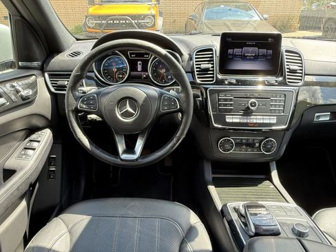 Used 2018 Mercedes-Benz GLS 450 4MATIC image 12