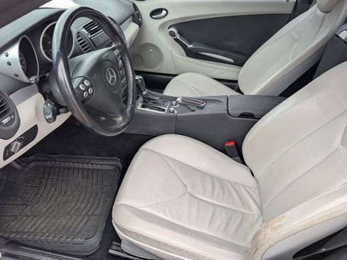 Used 2005 Mercedes-Benz SLK 350 image 18