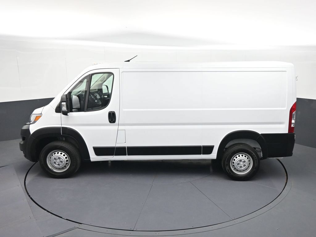 Used 2025 RAM ProMaster 2500 w/ Convenience Group FWD image 27