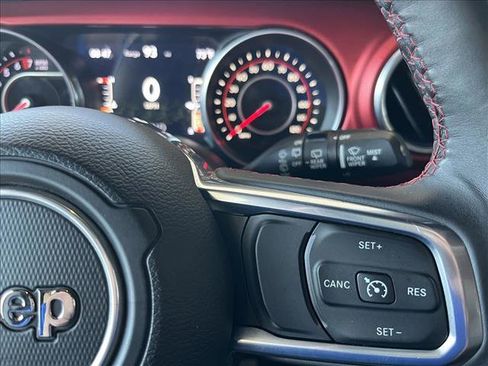 Used 2018 Jeep Wrangler Unlimited Rubicon AWD/4WD image 19