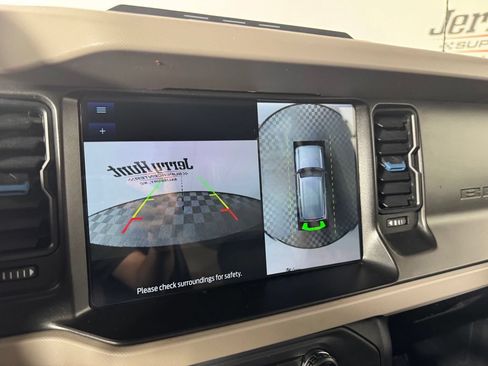 Used 2023 Ford Bronco Wildtrak AWD/4WD image 3