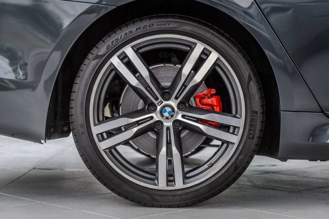 Used 2019 BMW 740i w/ M Sport Package RWD image 15