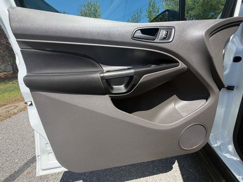 Used 2020 Ford Transit Connect XL FWD image 13