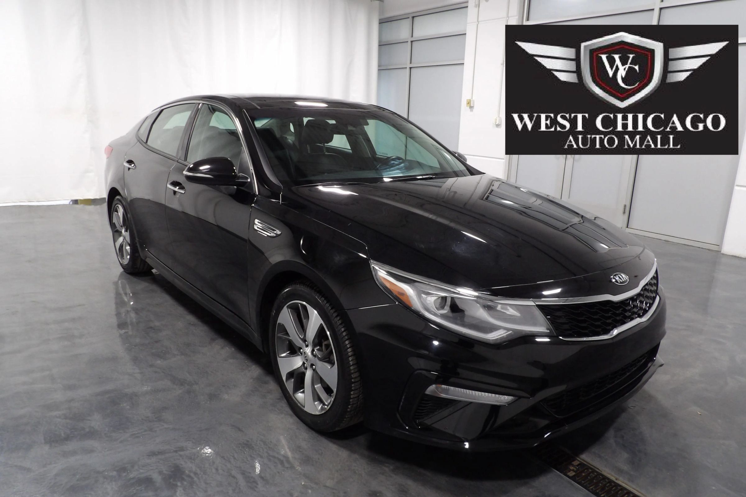 Used 2020 Kia Optima S w/ S Panoramic Sunroof Package FWD image 1