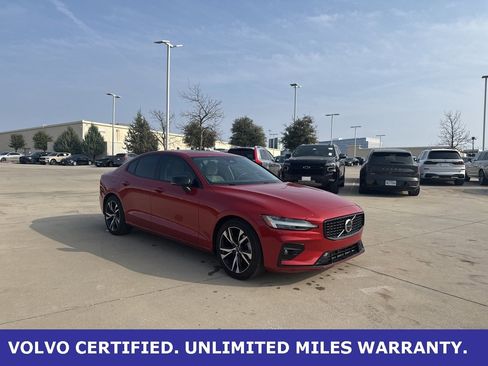 Certified 2023 Volvo S60 B5 Plus image 3