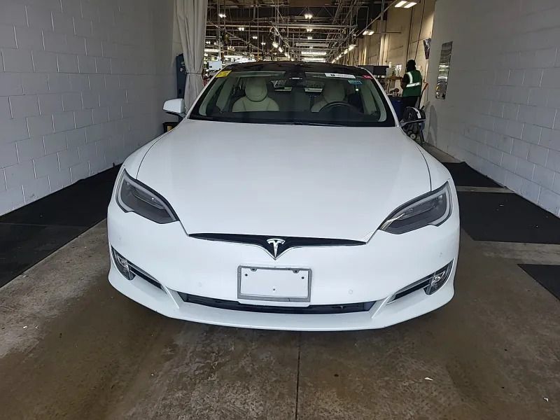 Used 2017 Tesla Model S P100D AWD/4WD image 2