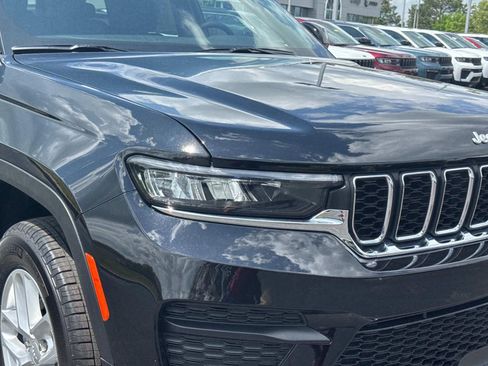New 2026 Jeep Grand Cherokee Laredo X AWD/4WD image 10