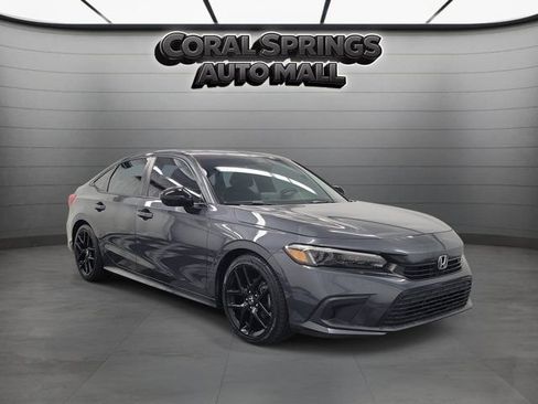 Used 2022 Honda Civic Sport image 1