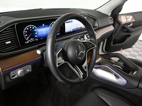 Certified 2025 Mercedes-Benz GLE 350 4MATIC image 6