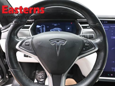 Used 2017 Tesla Model S 60D AWD/4WD image 10