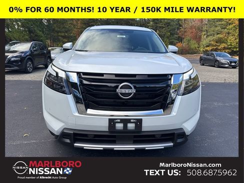 New 2025 Nissan Pathfinder SL w/ Cargo Package image 2