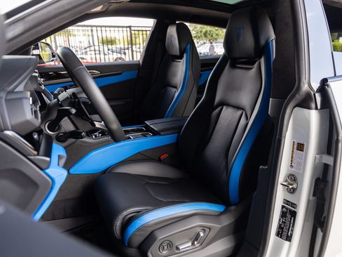 Used 2025 Lamborghini Urus S AWD/4WD image 27
