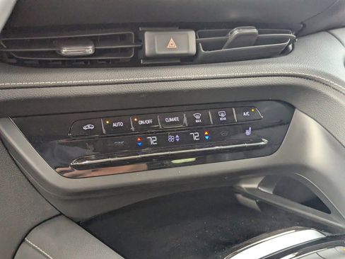 Used 2022 Buick Envision Preferred image 29