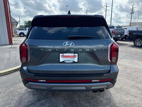 Used 2024 Hyundai Palisade Limited image 6