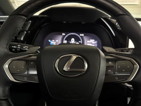 Used 2025 Lexus RX 350 AWD/4WD image 25