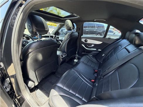 Used 2019 Mercedes-Benz C 300 Sedan image 21