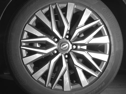 Used 2025 Nissan Altima 2.5 SV image 12