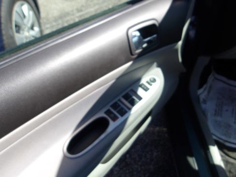 Used 2010 Chevrolet Cobalt LT image 7