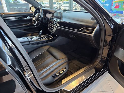 Used 2021 BMW M760i xDrive AWD/4WD image 49