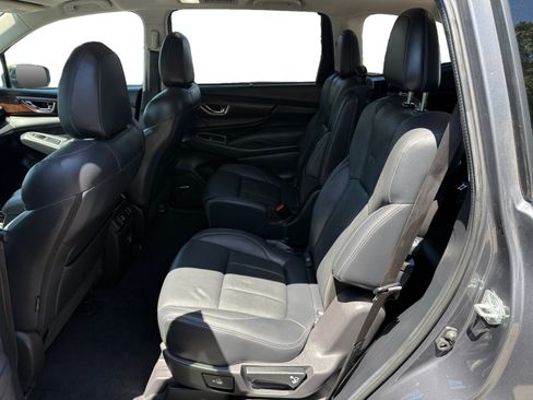 Used 2023 Subaru Ascent Touring w/ Popular Package #2A AWD/4WD image 16