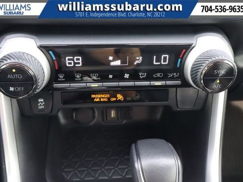 Used 2022 Toyota RAV4 XLE Premium image 30