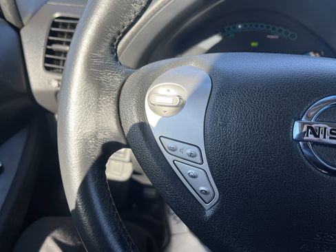 Used 2015 Nissan Leaf S w/ Charge Package image 17