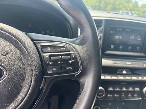Used 2019 Kia Sportage EX FWD image 38