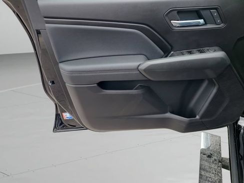 New 2026 Chevrolet Colorado LT w/ LT Convenience Package AWD/4WD image 16