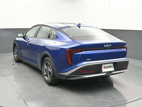 Used 2025 Kia K4 FWD image 11