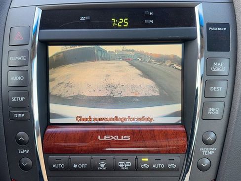Used 2010 Lexus ES 350 ES 350 Sedan 4D image 35
