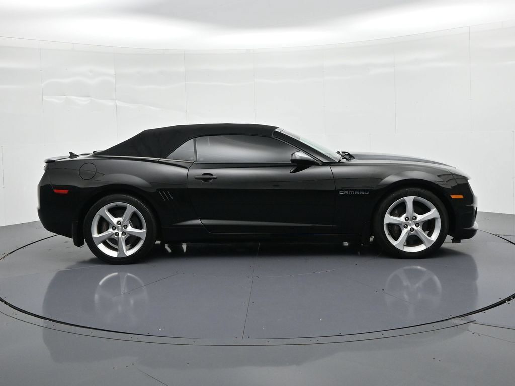 Used 2013 Chevrolet Camaro SS RWD image 5
