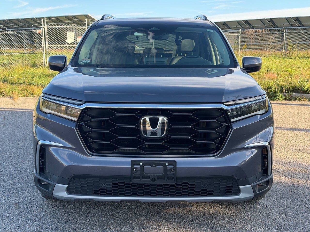 Used 2023 Honda Pilot Touring image 6
