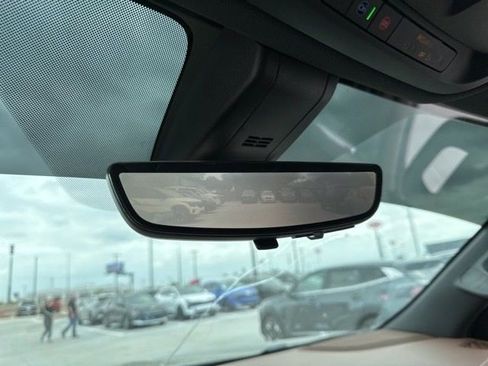 Used 2021 Chevrolet Suburban High Country w/ Premium Package image 13