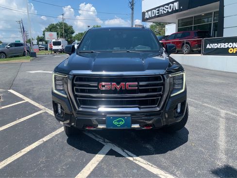 Used 2022 GMC Yukon AT4 AWD/4WD image 2